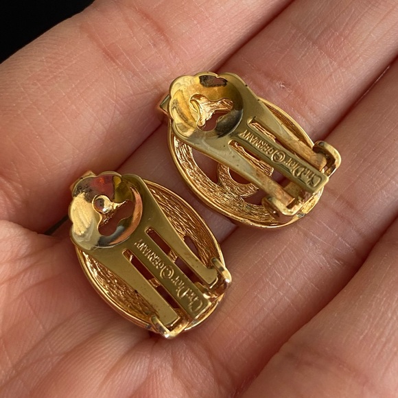 Dior Oval Crystal CD Clip On - Picture 3 of 4